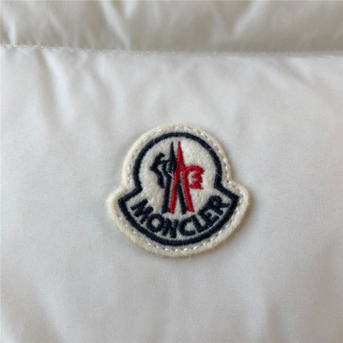 moncler down vest 40