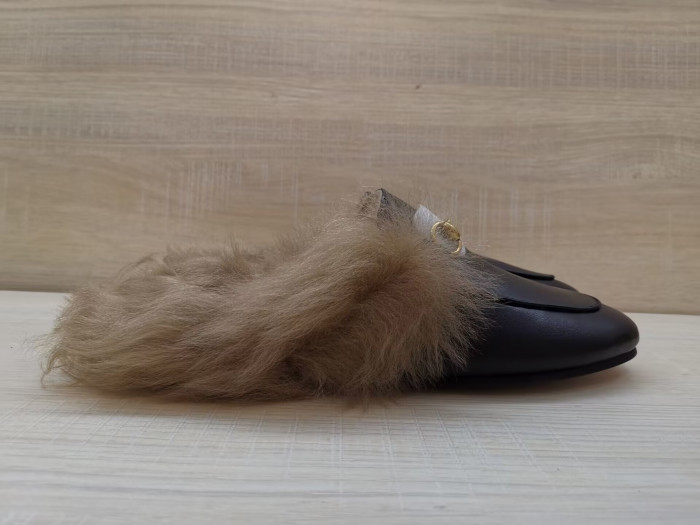 G*u*i* sandal 100 (special price)