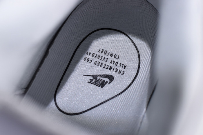 nike air more uptempo white Ch*0me blue tint 917593-100