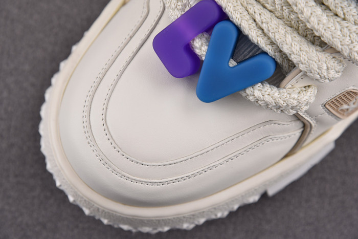 l&v snekaers l0000090