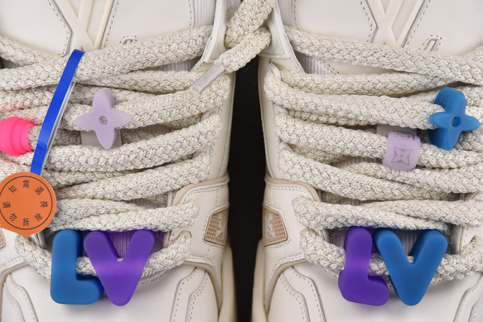 l&v snekaers l0000090