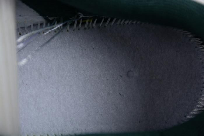 nike dunk low se noble green fd0350-133