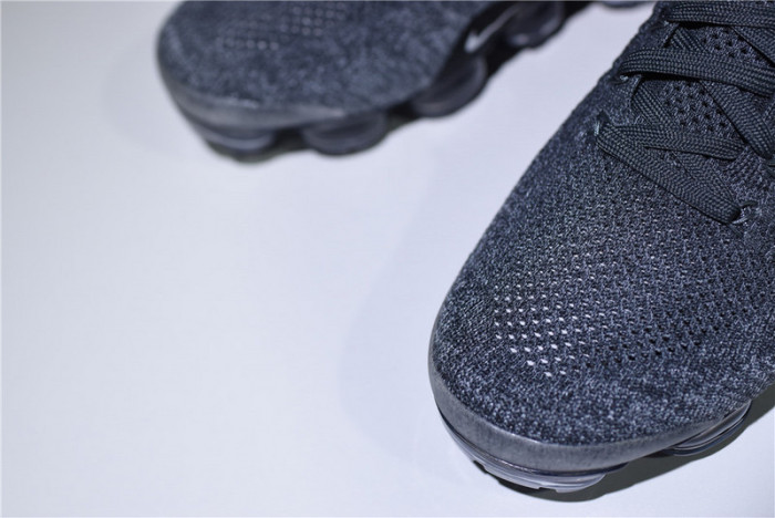nike air vapormax flyknit 2 dark grey 942842-002