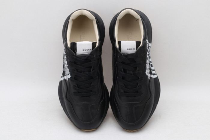 G*u*i* trainer sneaker38