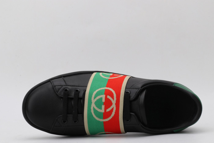 G*u*i* trainer sneaker63