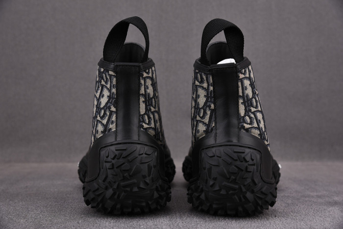 DIO* SNEAKERS B28 T0000-033