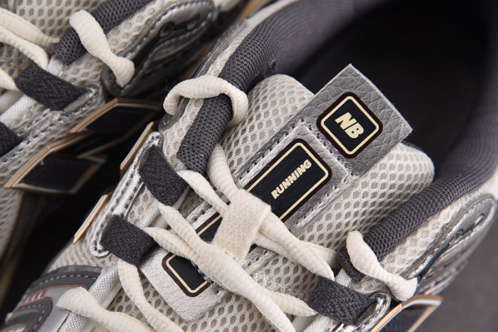 NEW BALANCE 1906A NB000045