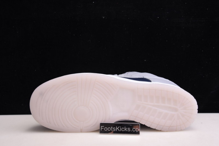 nike sb dunk low grey dark blue dd1768-400