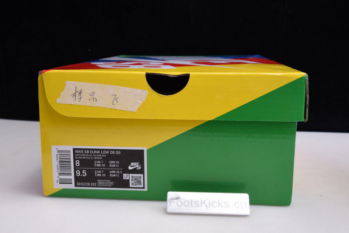 S*p*e x nike sb dunk low "black stars" dh3228-102