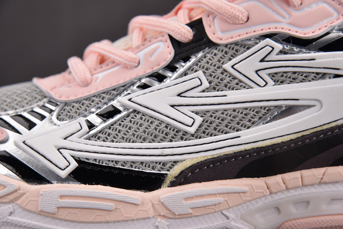 OFW Be Right Back BRB000012