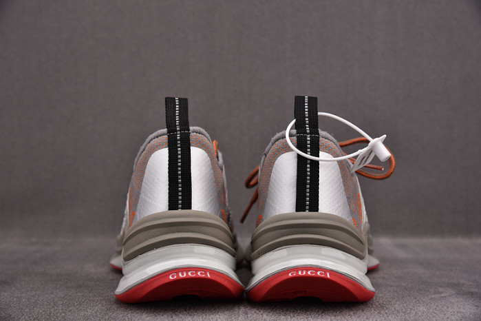 G*u*i* trainer sneaker81