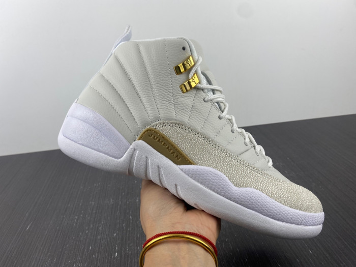 air jordan 12 retro ovo white 873864-102