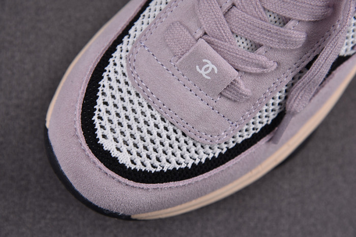 chane* snekaers c000016