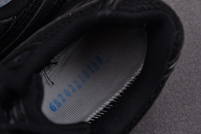 As*ic*s gel kayano 14 