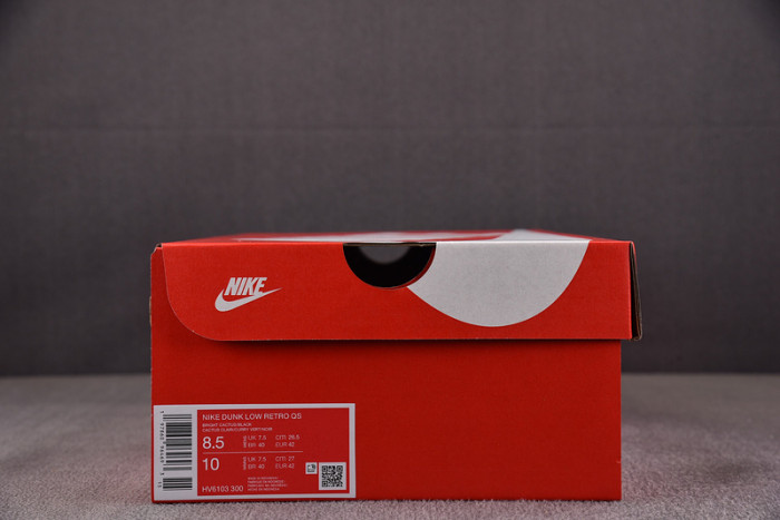 Nike Dunk Low QS Halloween Skull HV6103-300