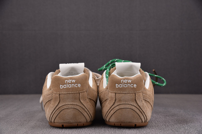 New Balance x MIU MIU NB530 NB000046