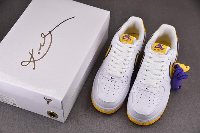 Kobe Bryant x Nike Air Force 1 Low FZ1151-101