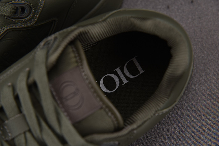 DIO* SNEAKERS B27 T0000-024