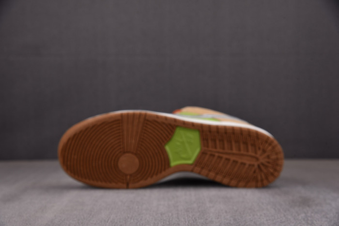 nike sb dunk low "escargot" fq7585-200