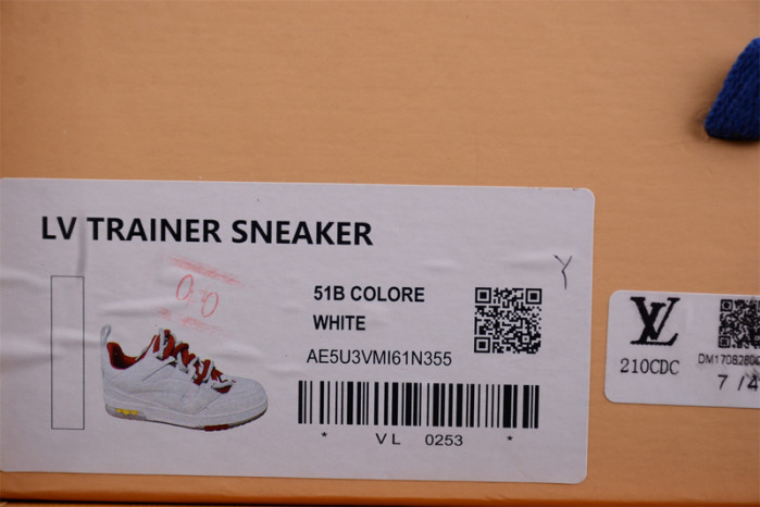 l&v snekaers l0000160