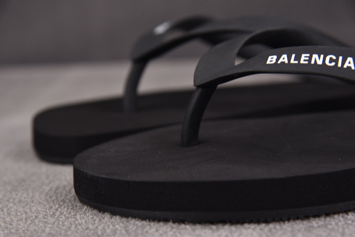 BALENCIAG* SANDAL 68