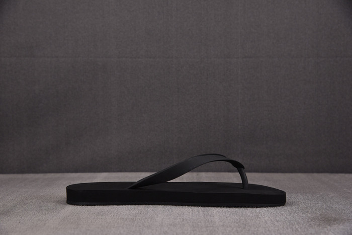 BALENCIAG* SANDAL 68