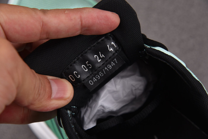 D1OR SNEAKERS B44 T0000-240