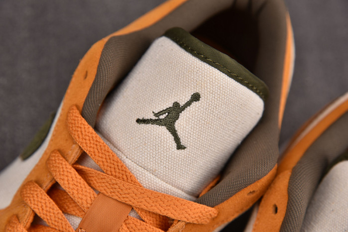 air jordan 1 low se light curry dh6931-102