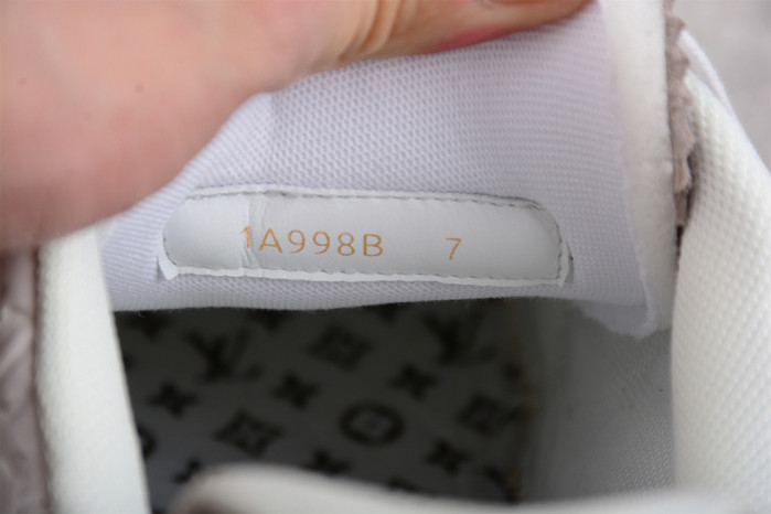 l&v snekaers l0000064