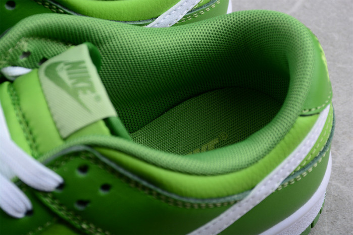 nike dunk low chlorophyll dj6188-300