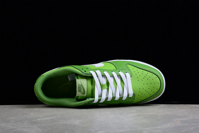 nike dunk low chlorophyll dj6188-300