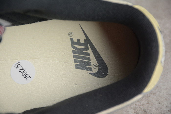 nike dunk low low “pink suede” dv3054-001