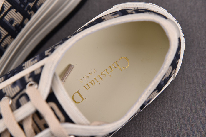 dio* sneakers t0000-058