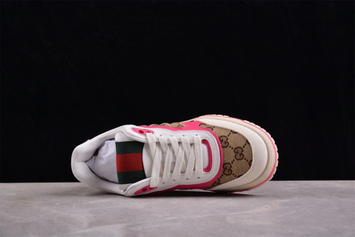 G*u*i* trainer sneaker102