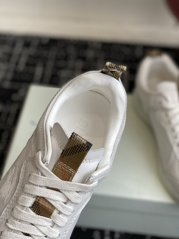 Burber*y sneakers B000019