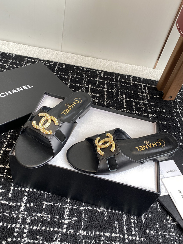 CHANE* SANDAL 22
