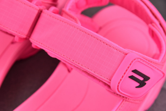 balenciag* sandal 43