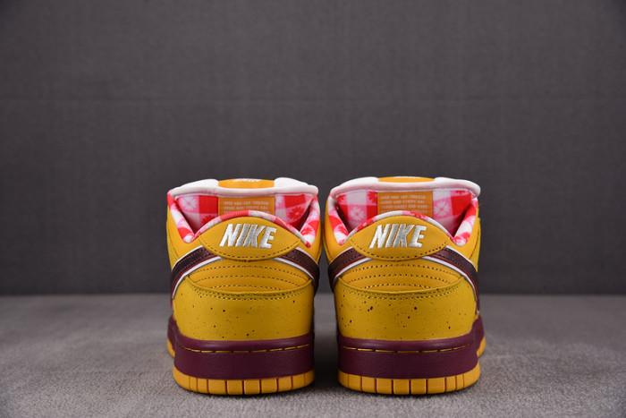 nike dunk sb low premium yellow lobster 313170-137
