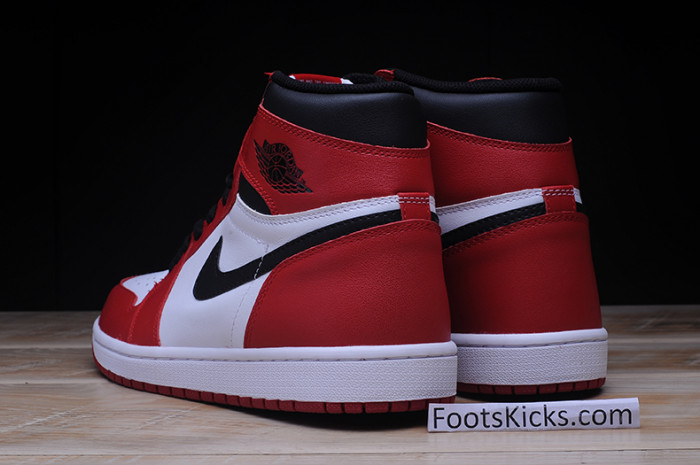 air jordan 1 retro high og chicago red 555088-101