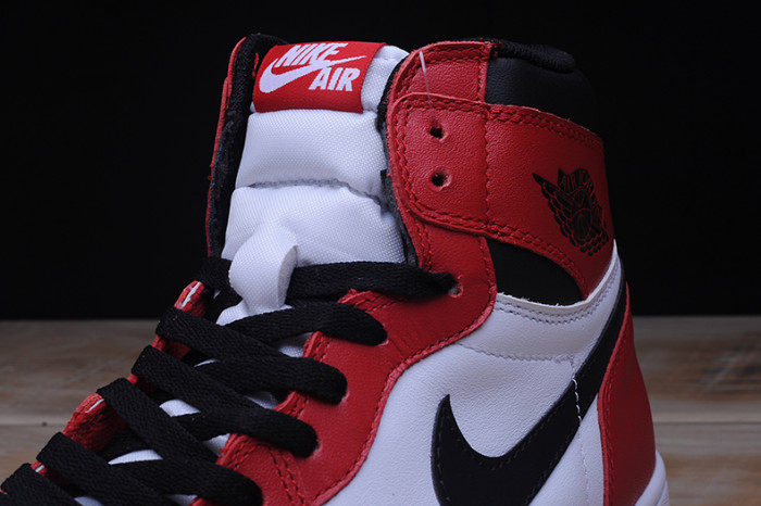 air jordan 1 retro high og chicago red 555088-101