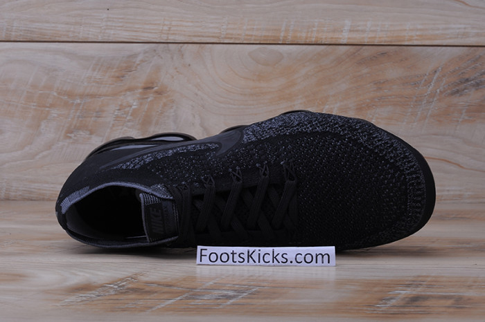 nikelab air vapormax flyknit "triple black" - 899473 003