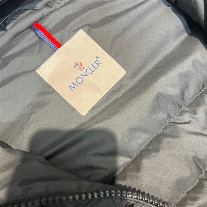 Moncler Down Jacket 62